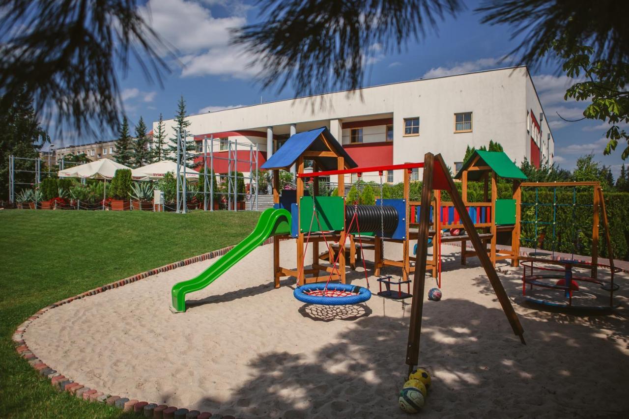 Eurohotel Сважендз Екстериор снимка