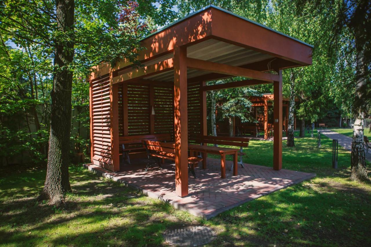 Eurohotel Сважендз Екстериор снимка