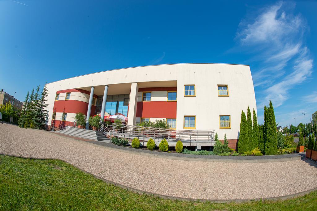 Eurohotel Сважендз Екстериор снимка